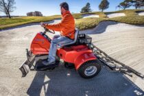 Smithco bunker rakes deliver impeccably groomed sand