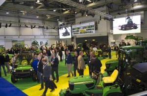 02-04 201601btme648busy-halls-john-deere copy