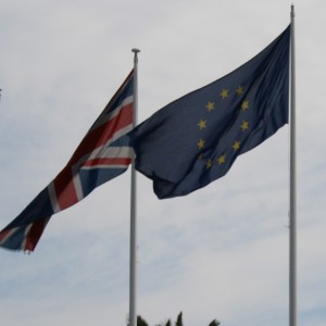 04-08 eu flag paul