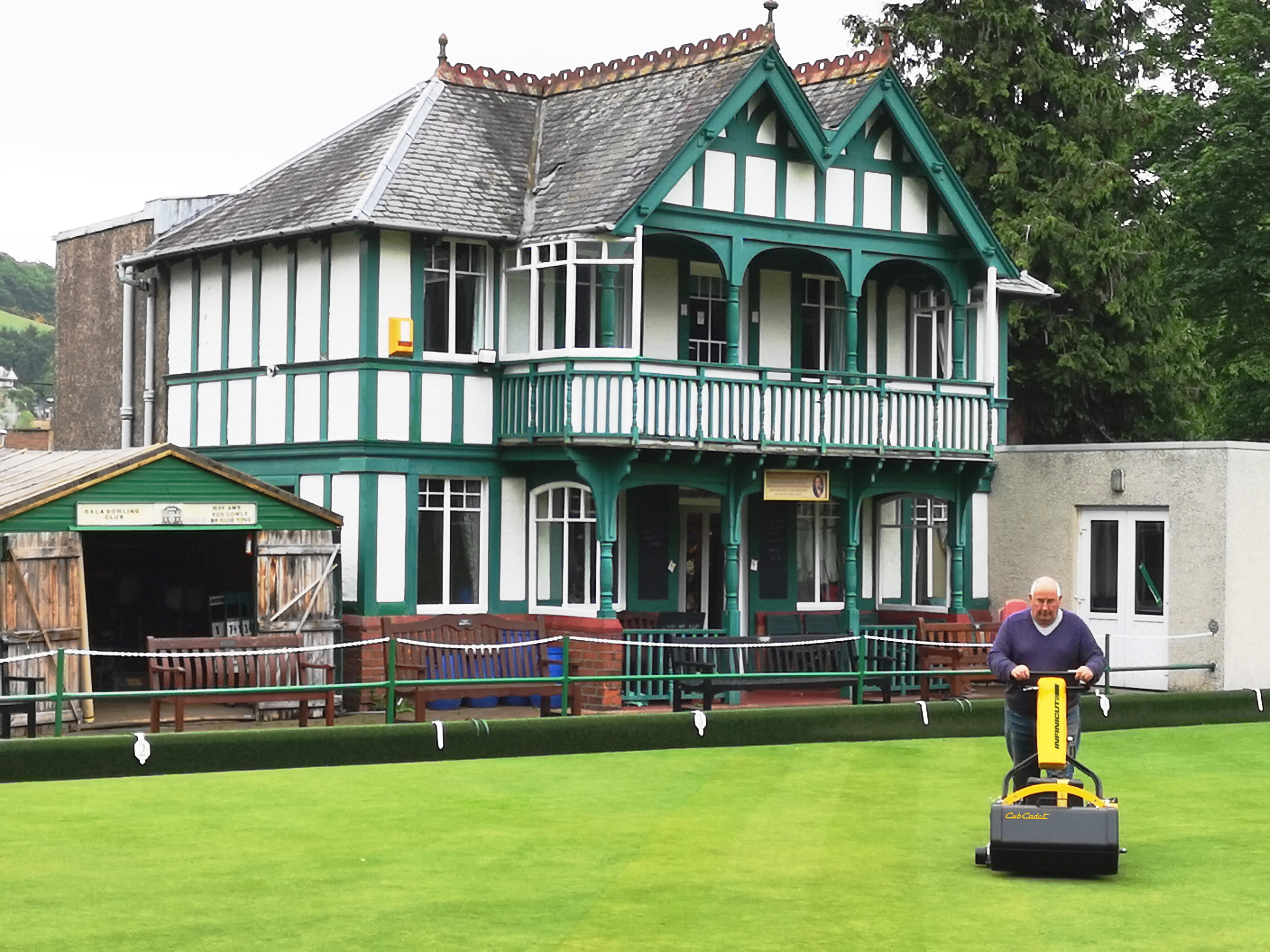INFINICUT® helps to improve green quality for Galashiels Bowling Club