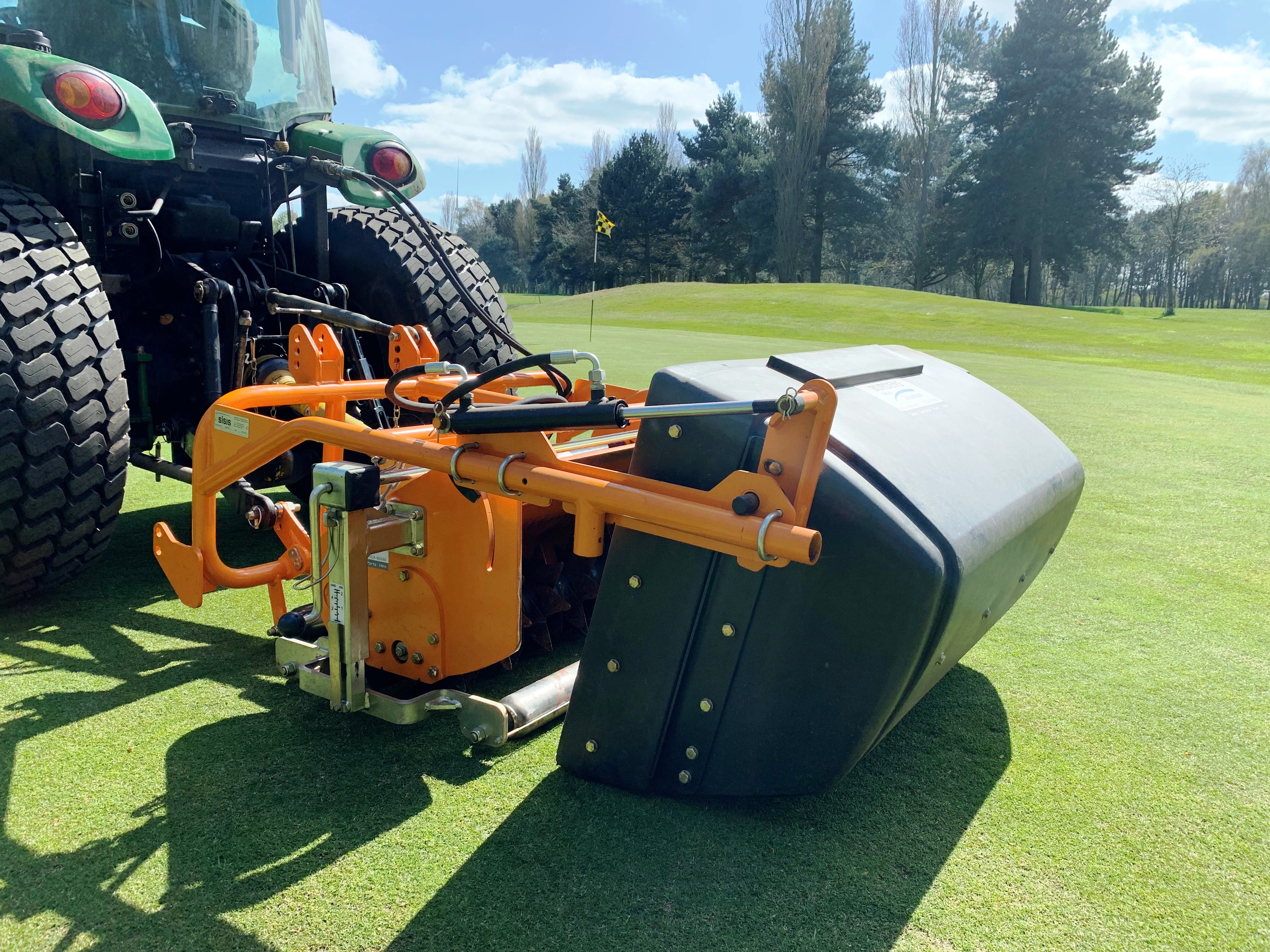 SISIS TM1000 tackles thatch at Normanby Hall Golf Club