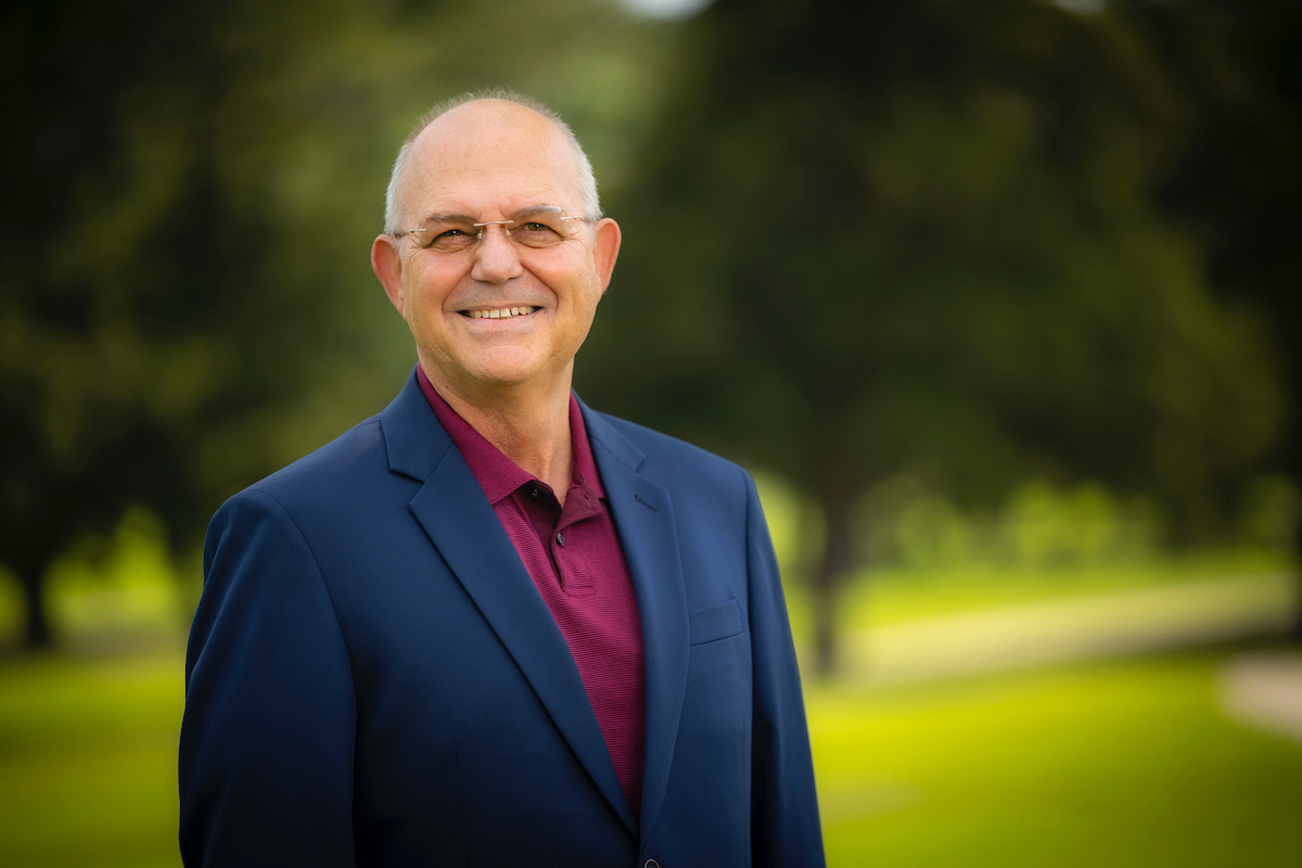 Michael Kenna honoured for turfgrass research