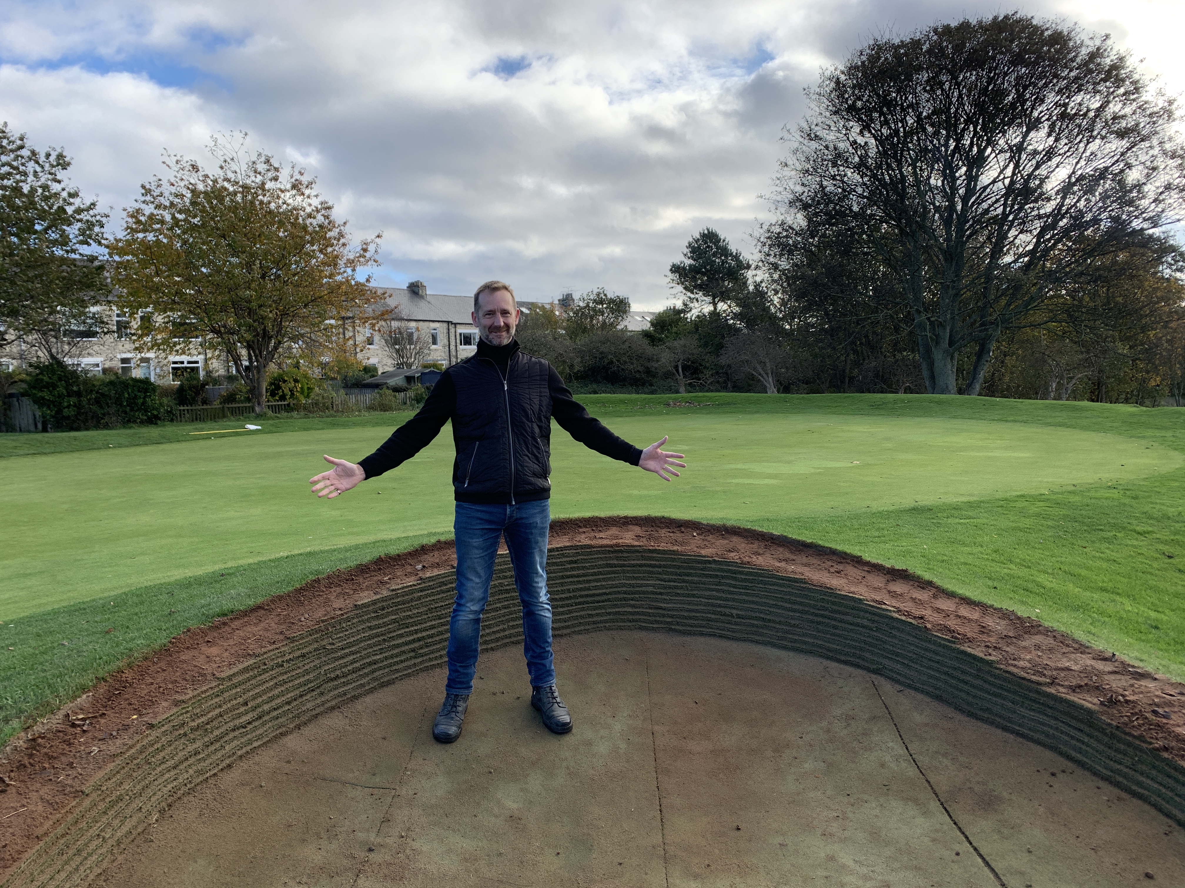Tynemouth’s members pitch in to solve bunker problems