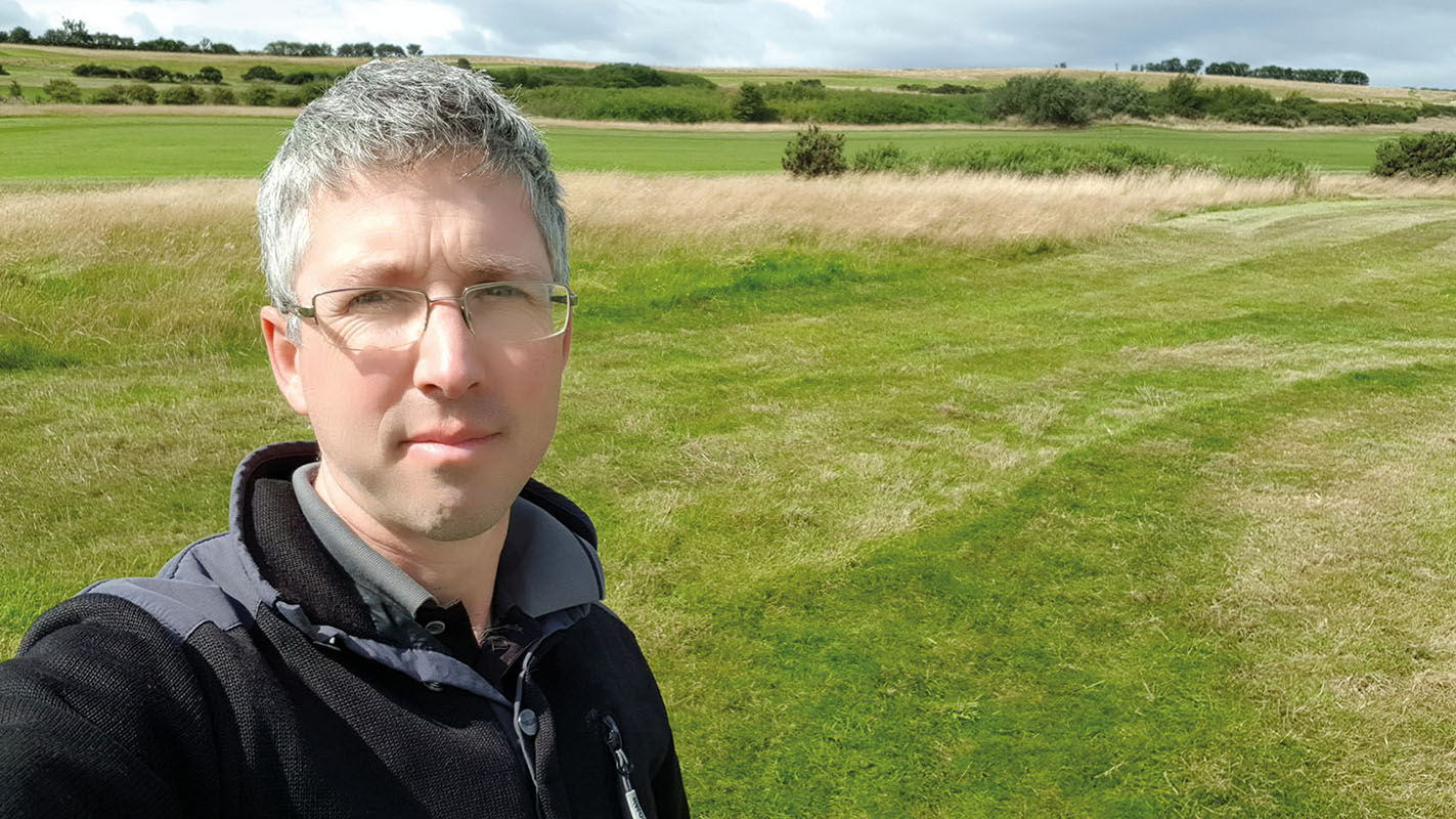 Aplin and Fitzmaurice named Master Greenkeepers