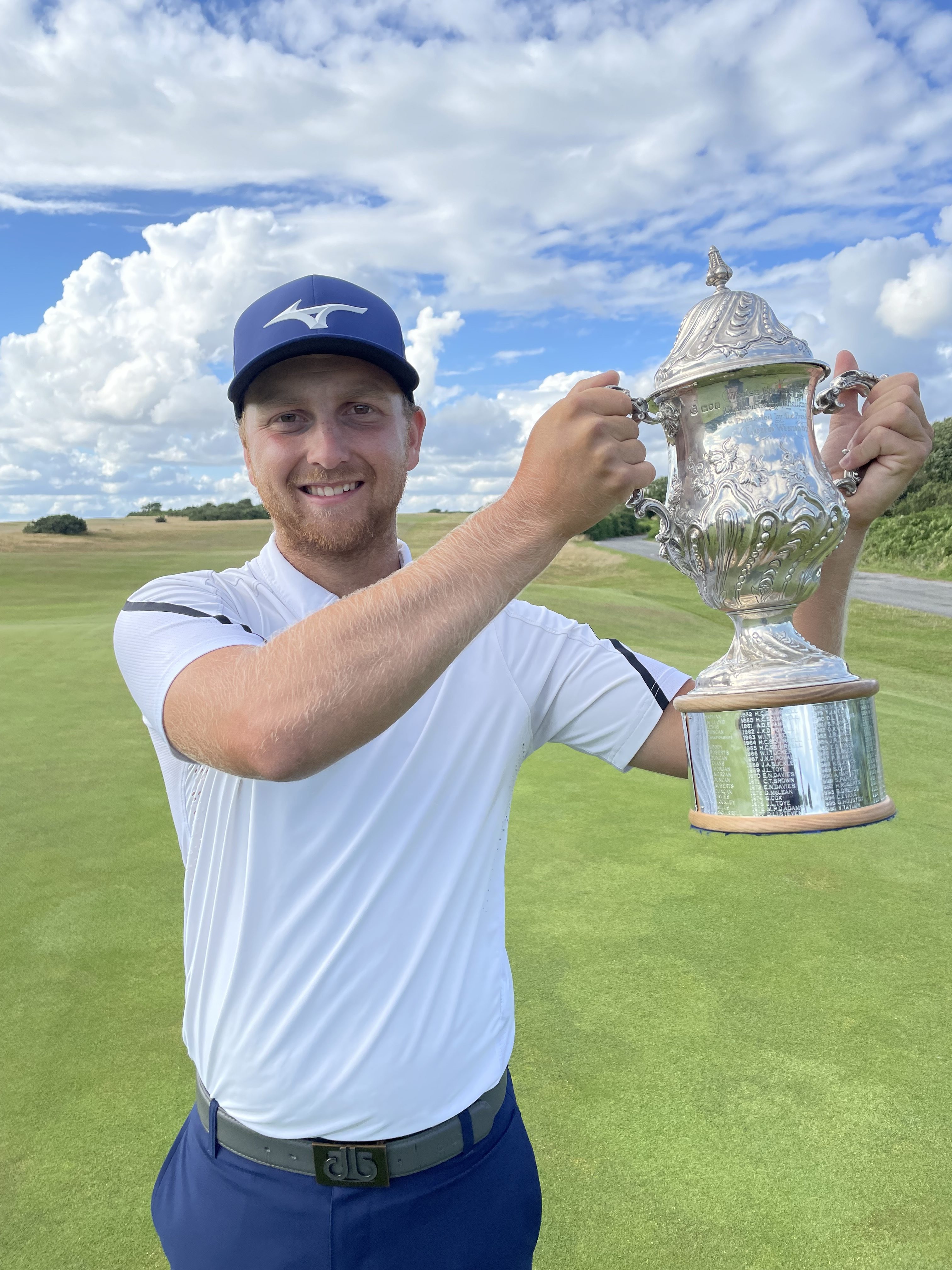 Greenkeeper wins Welsh golf championship