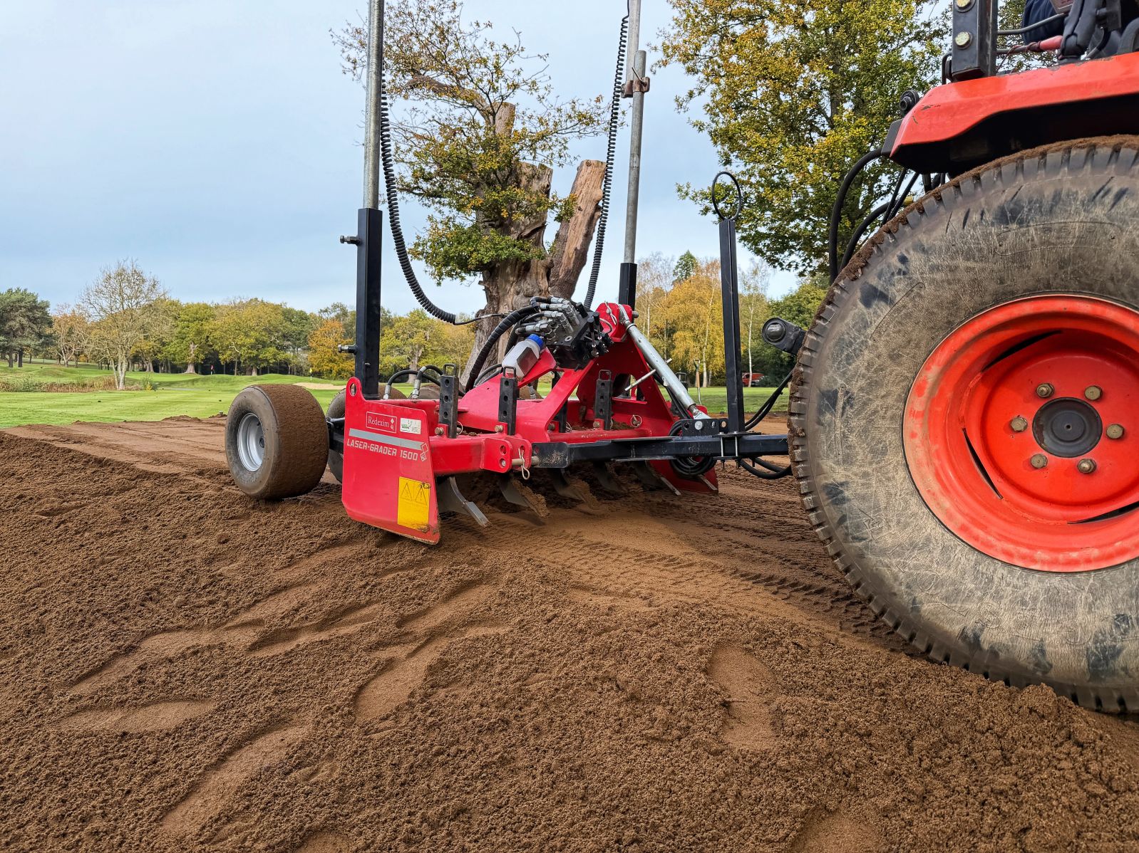 Millimetre-perfect: How Redexim is redefining tee levelling