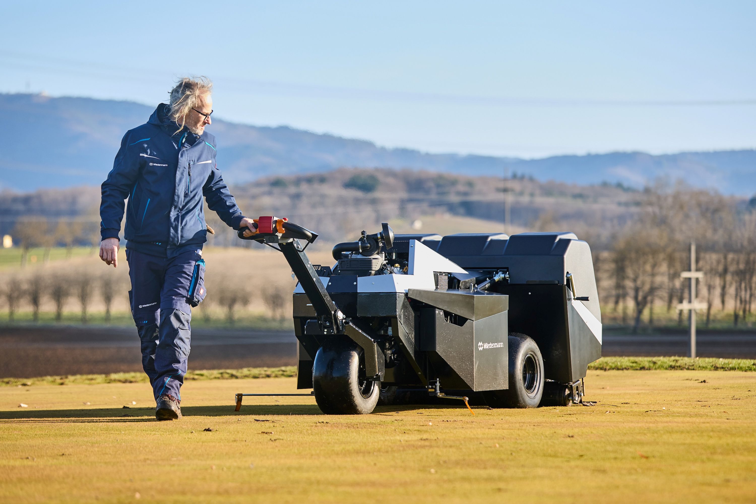 Wiedenmann launches TERRA CORE M6 – a walk-behind aerator for greens