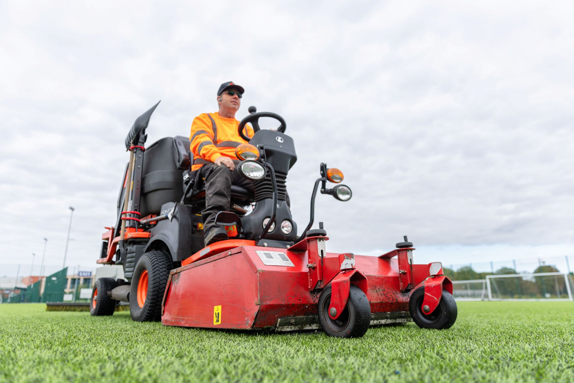 Replay Maintenance expands UK operations with Kubota FC3-221e Fleet