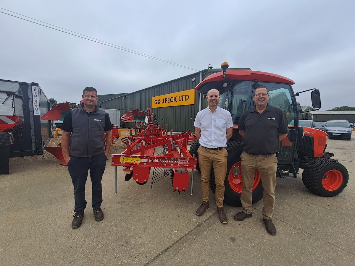 Pecks Groundcare appointed new Redexim dealer for East Anglia